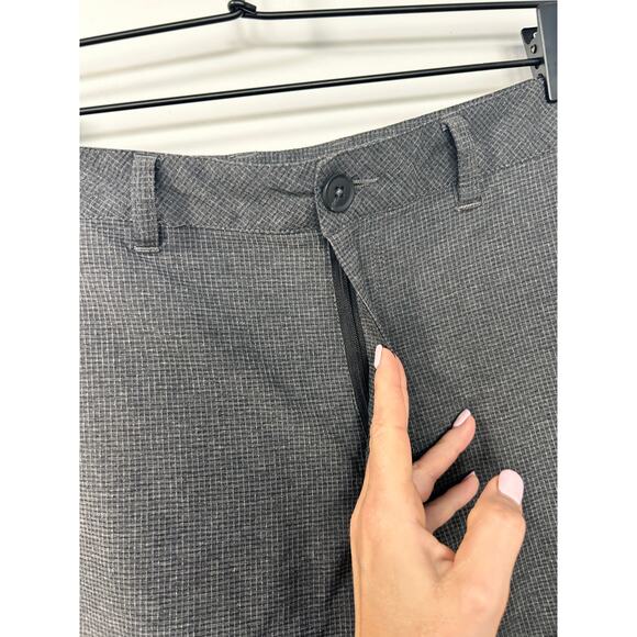 Travis Mathew Men's‎ Check Flat Front Chino Shorts Golf Outdoor Gray Size 38 - Picture 5 of 11